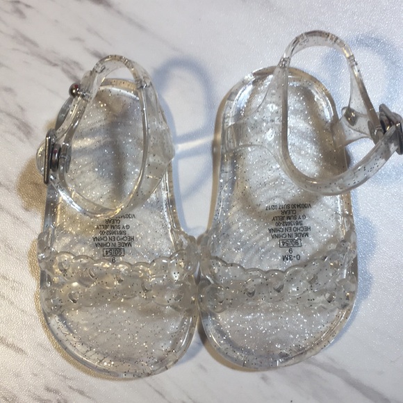 🌻Cute Old Navy jelly T strap sandals - Picture 1 of 5